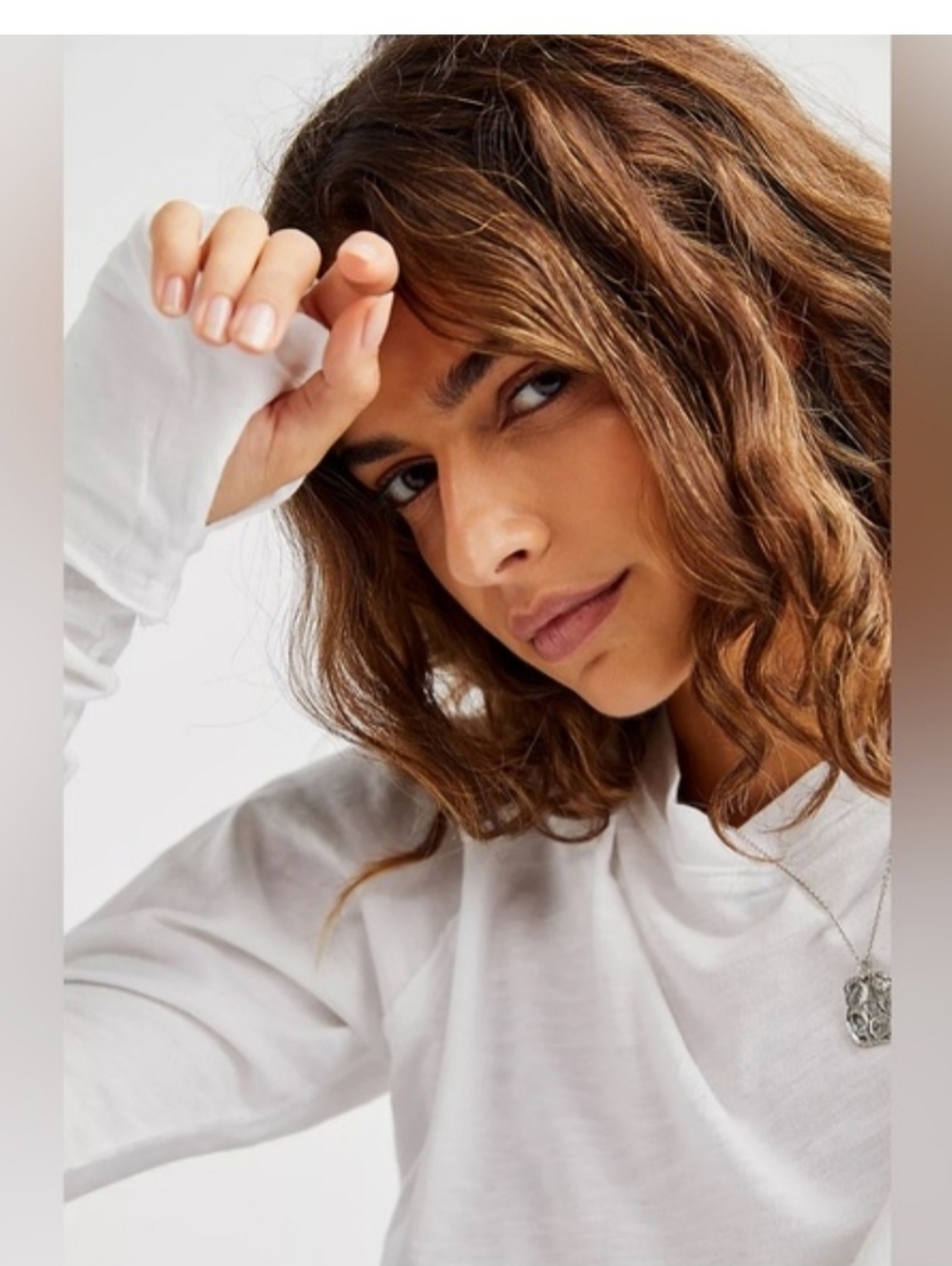 We The Free Arden  Tee With Thumbholes( set of 4) - White .Size S - Picture 5 of 15